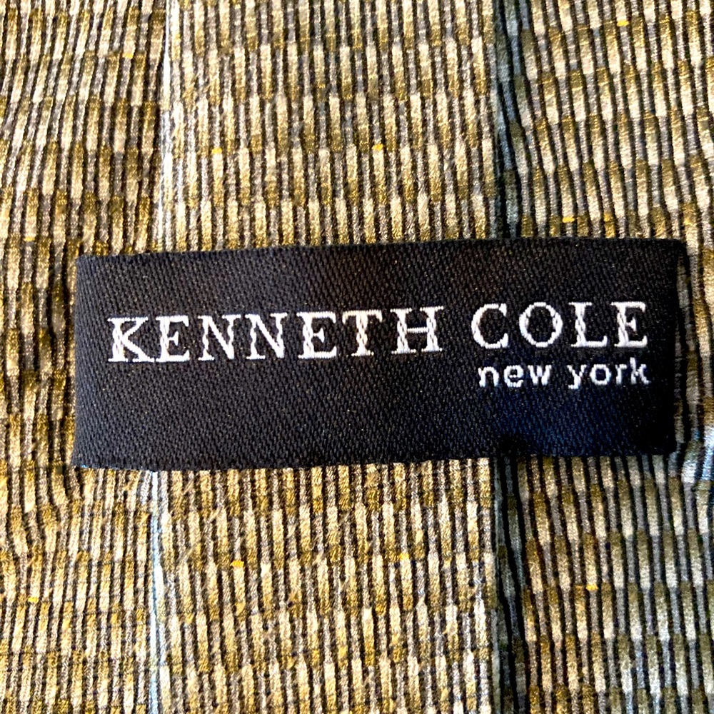 Kenneth Cole necktie